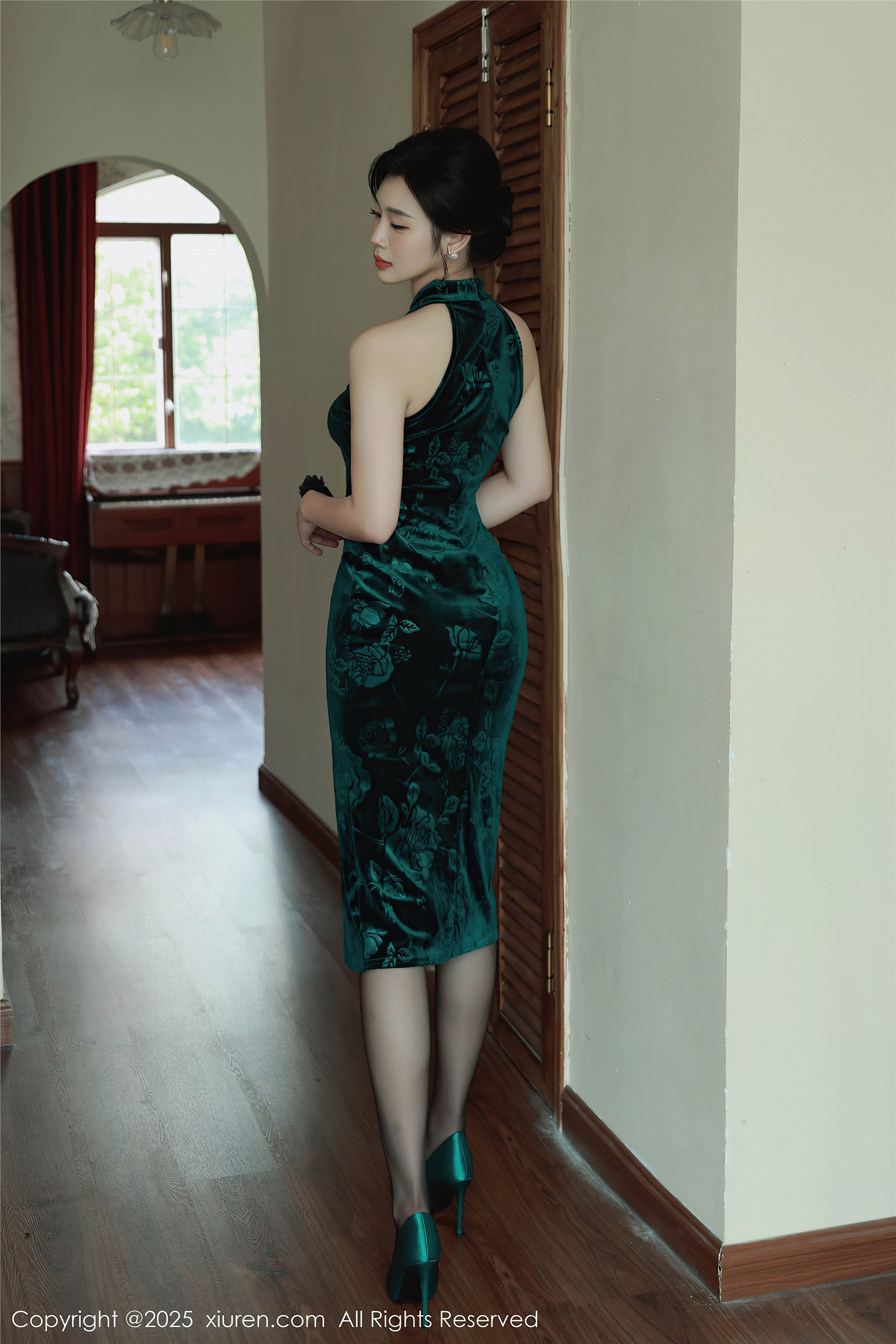 Xiuren秀人网 2025.11.07 NO.10962 南乔